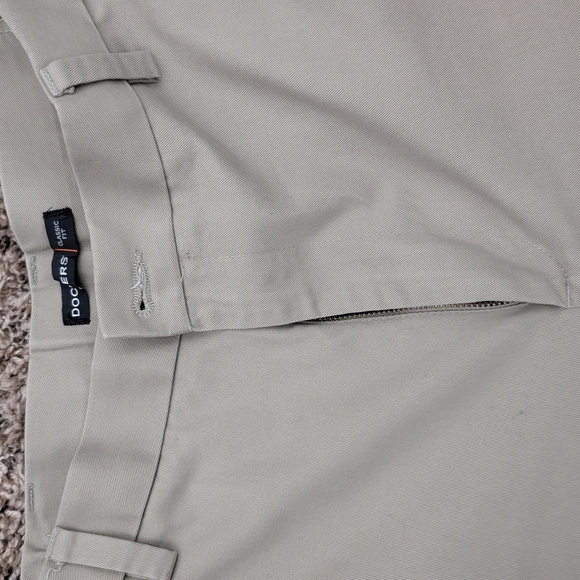 Dockers Tan Chinos Versatile Style - Picture 2 of 5